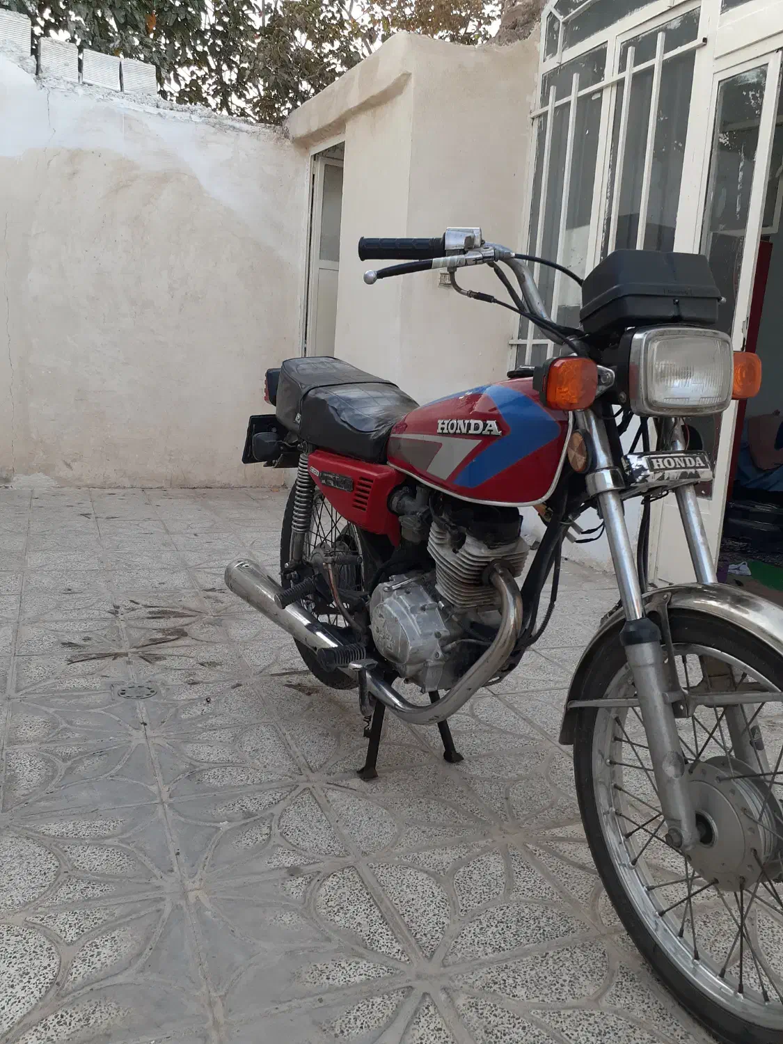 مزایده ۹۲عالی تازه تعمیربا لوازم راپیدو|موتورسیکلت|اصفهان, گورت|دیوار