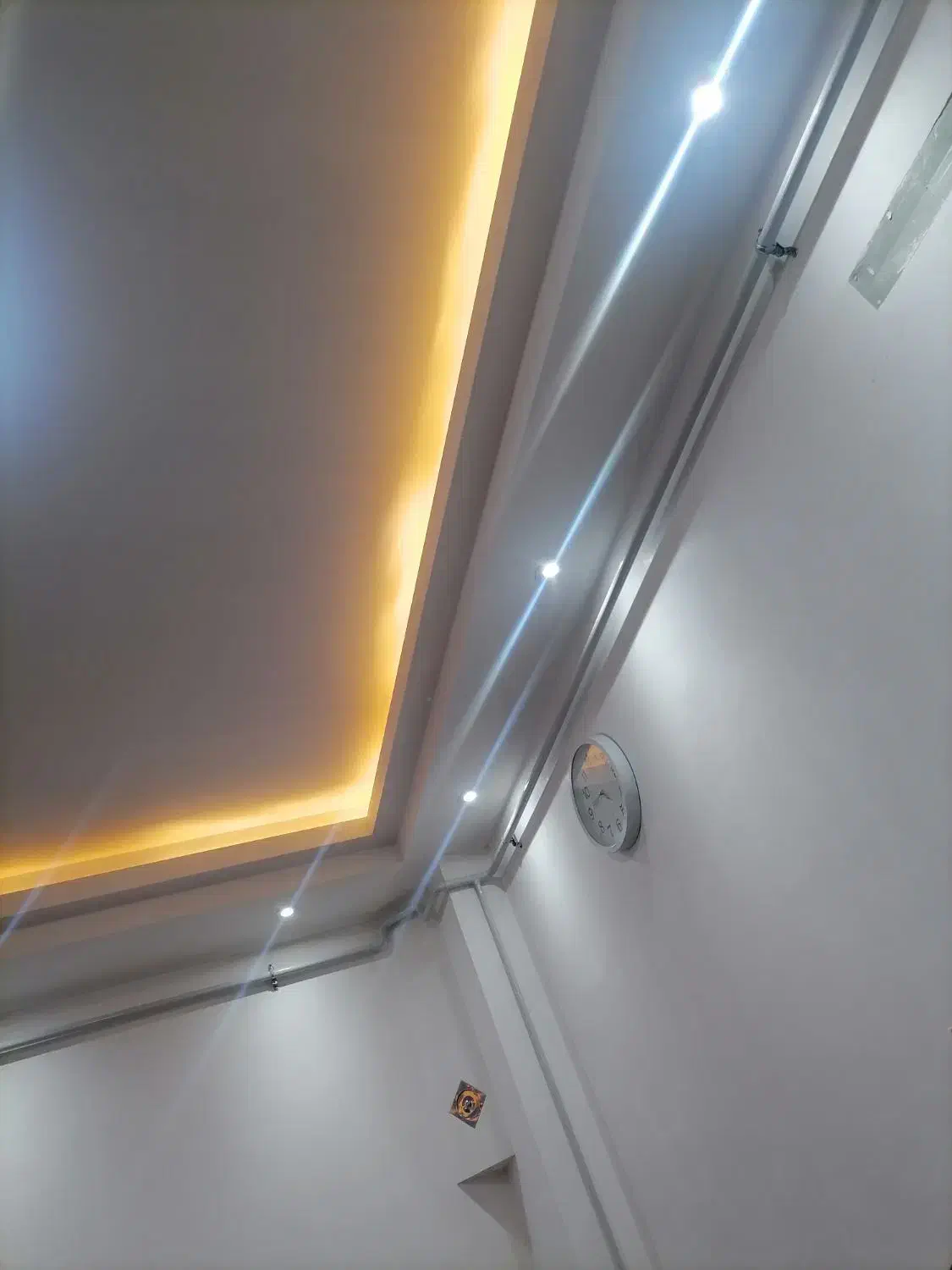 شاگرد گچ کار میخوام|استخدام معماری، عمران و ساختمانی|گنبد کاووس, |دیوار