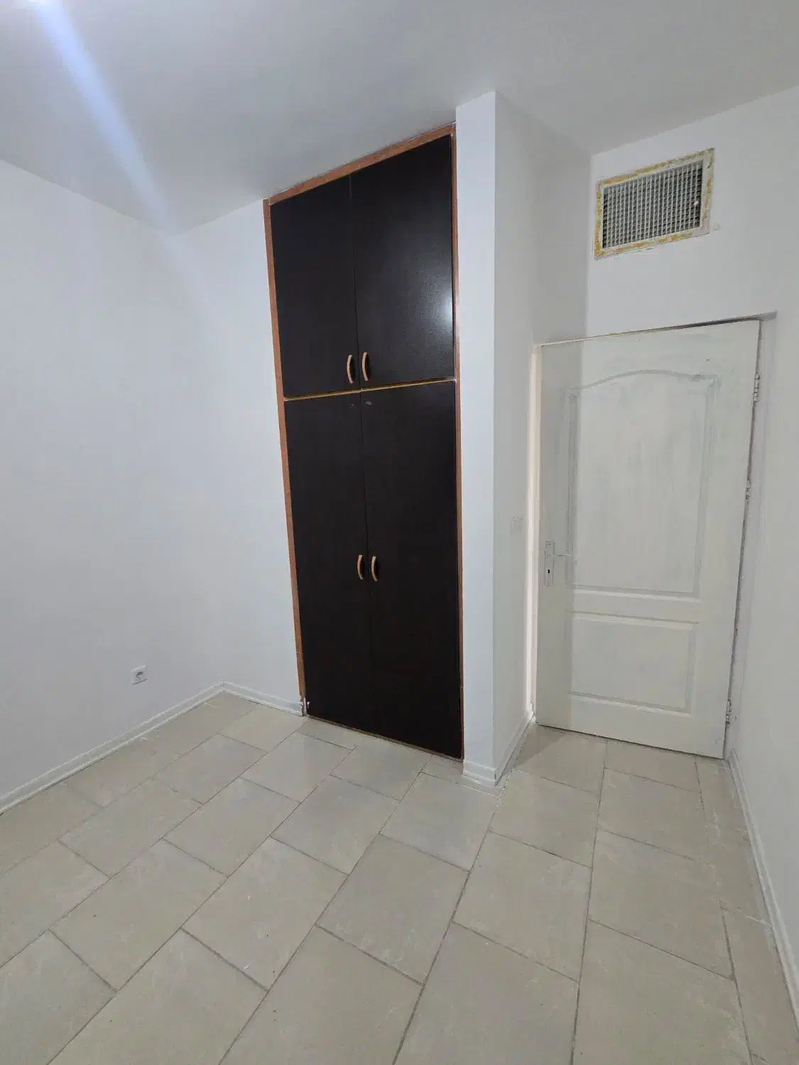 اجاره آپارتمان دوخوابه طبقه اول فاز1 مهرگان|اجارهٔ آپارتمان|مشهد, شهرک مهرگان|دیوار