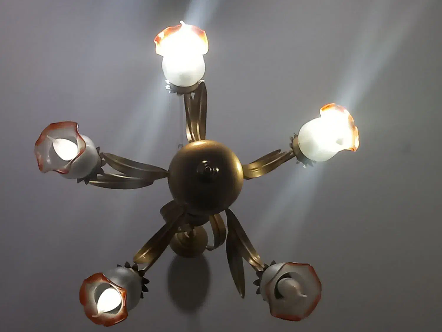 لوستر سالمو تمیز طلایی|لوستر و چراغ آویز|آبیک, |دیوار