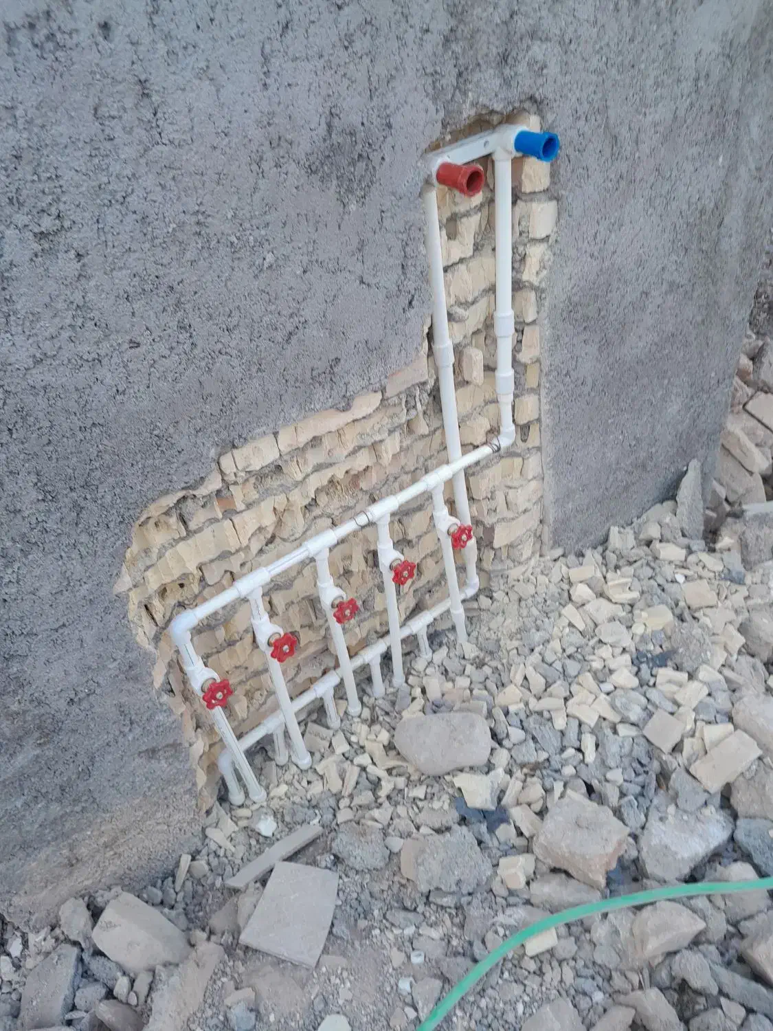 لوله کشی وتعمیر ونصب ابگرمکن وشیر الات|خدمات پیشه و مهارت|علی‌آباد کتول, |دیوار