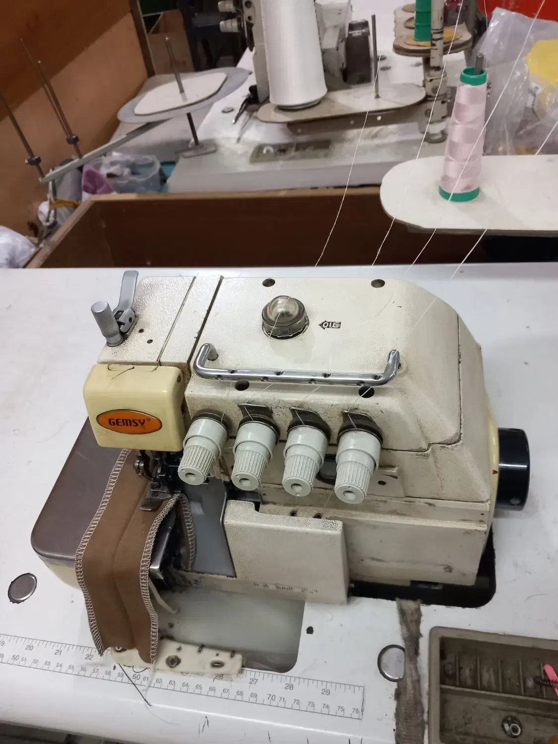 چرخ زیگزال|چرخ خیاطی و ریسندگی|پاکدشت, پاکدشت (مامازند)|دیوار