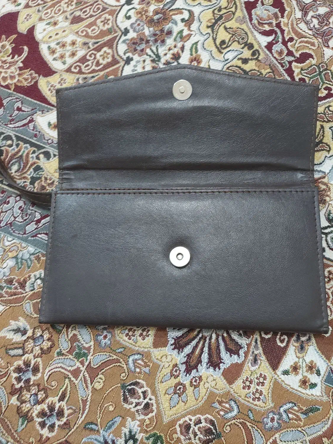 کیف دستی|کیف، کفش، کمربند|کیش, |دیوار