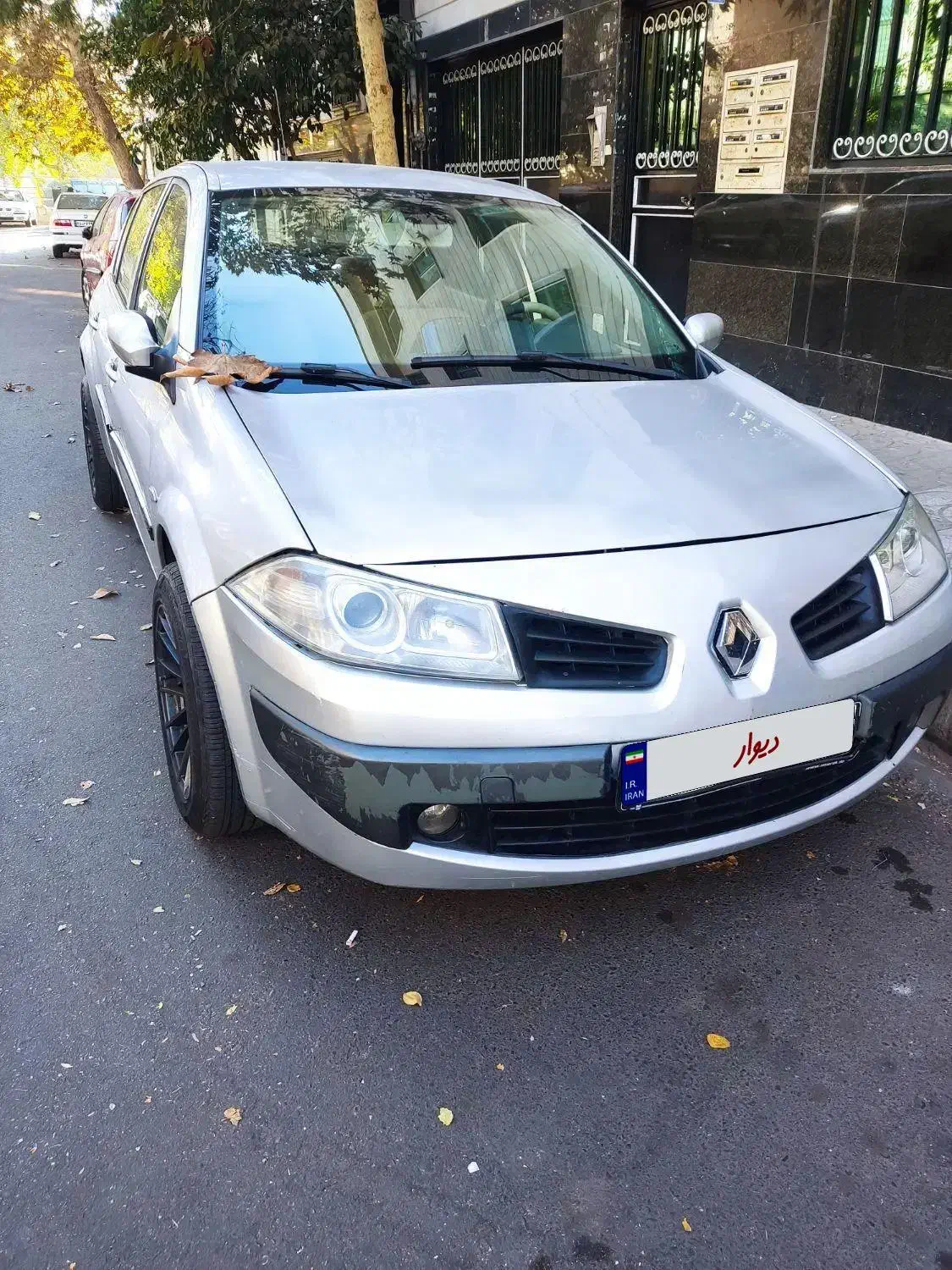 مگان ۲۰۰۰ اتوماتیک|خودرو سواری و وانت|تهران, کرمان|دیوار