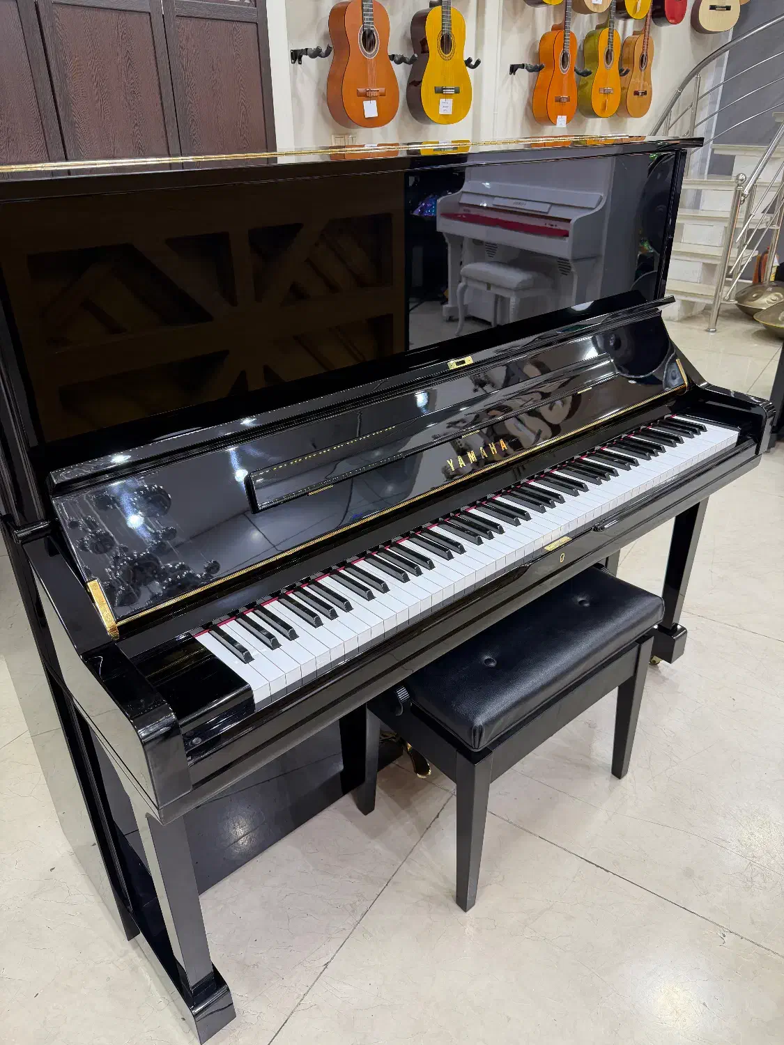پیانو یاماها UX300|پیانو، کیبورد، آکاردئون|تهران, تجریش|دیوار
