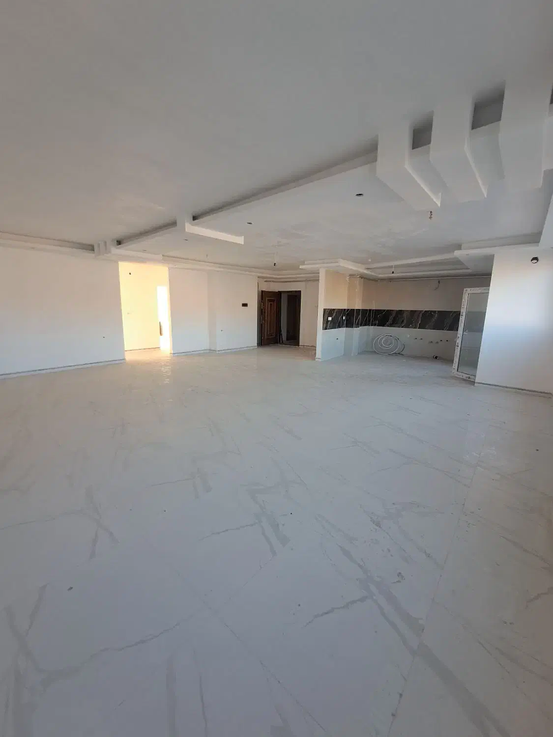 واحد ۱۶۵ متری بر خیابان|فروش آپارتمان|خلخال, |دیوار