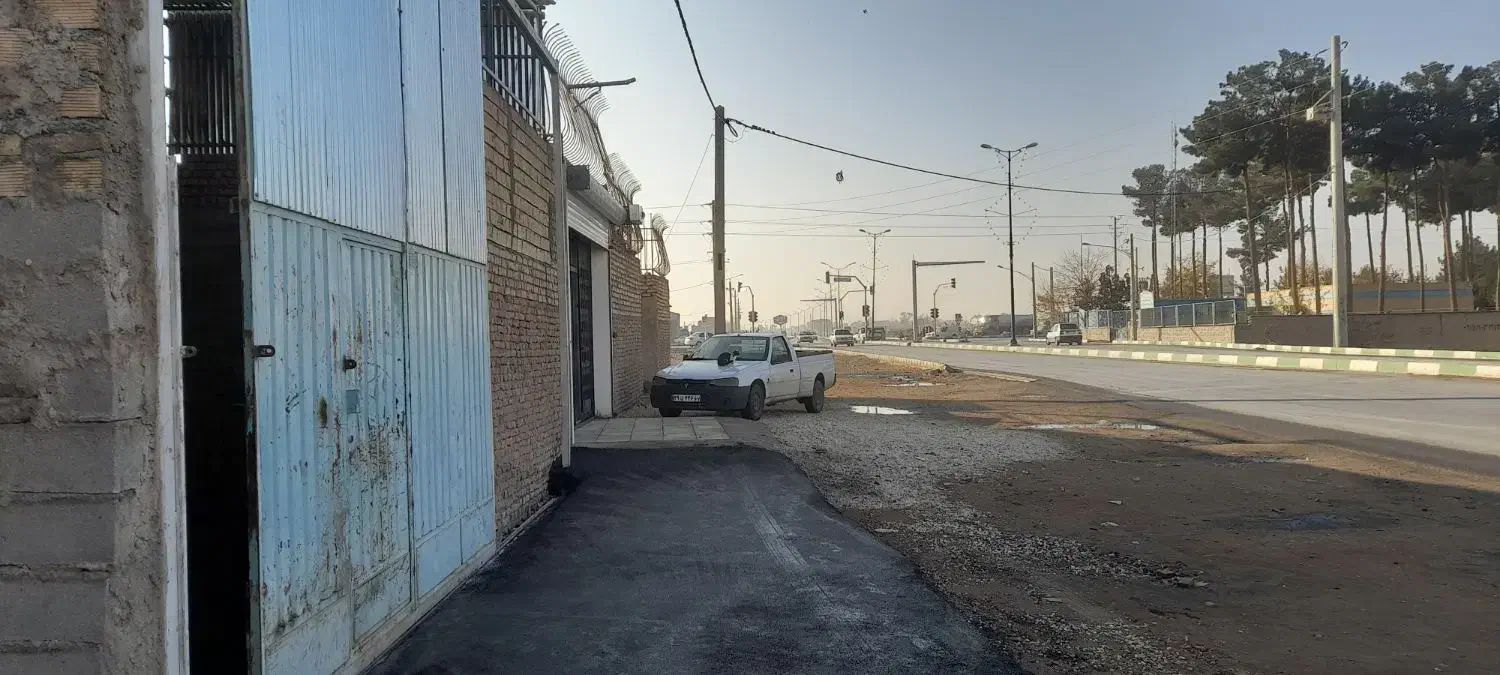 اجاره سوله ۲۱۰ متری|اجارهٔ مغازه و غرفه|خمینی‌شهر, |دیوار