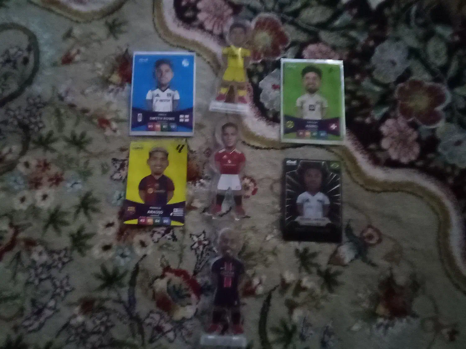 خیلی بازیکنان قوی را داره ولی کمتر ضعیف|کلکسیون و سرگرمی|تربت‌حیدریه, بهزیستی|دیوار