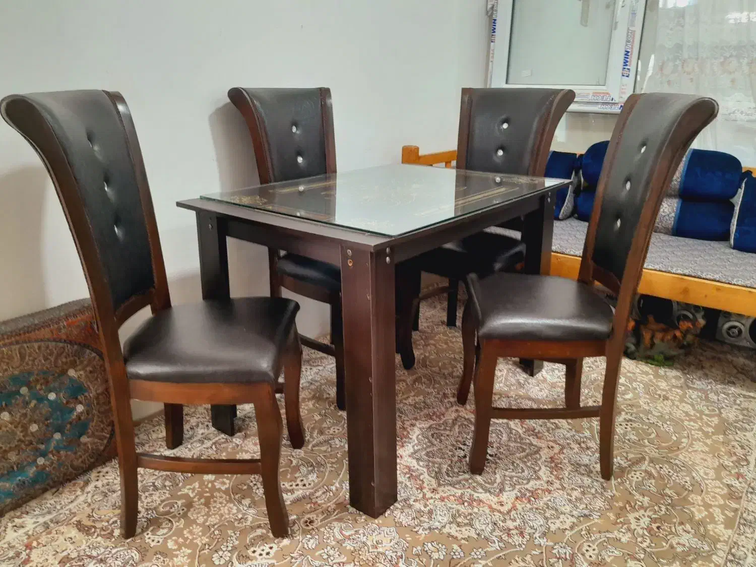 میز ناهار خوری د حد نو نو|میز و صندلی غذاخوری|لاهیجان, کوی خزر|دیوار