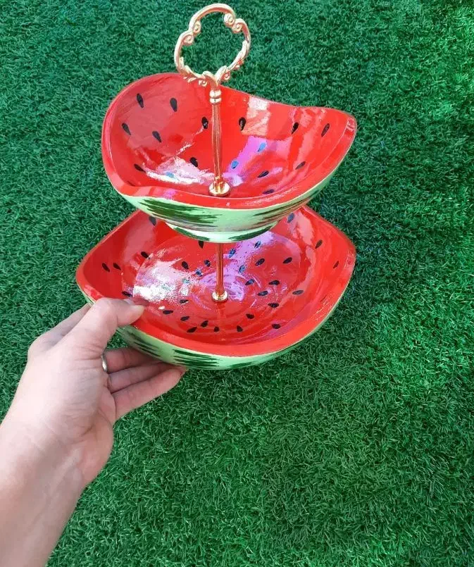 یلدای ها برای شب یلدا|ظروف سرو و پذیرایی|رشت, هلال احمر|دیوار