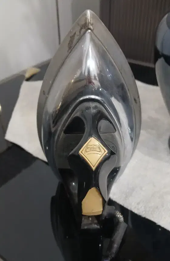 اتوقدیمی عطیقه|کلکسیون اشیاء عتیقه|نهاوند, |دیوار