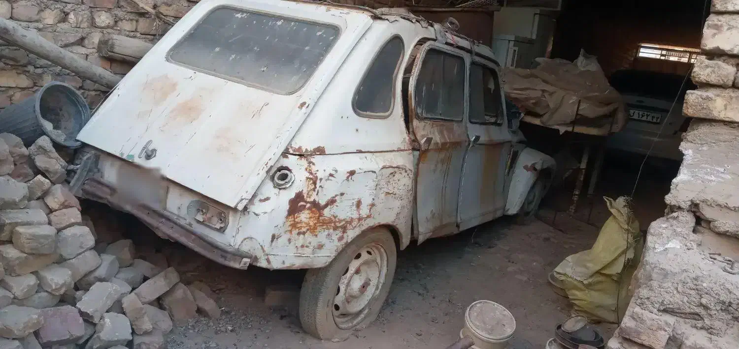 ژیان|خودرو کلاسیک|برخوار, |دیوار