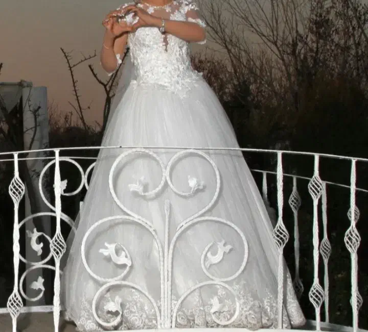لباس عروس دانتل زیبا در حد نو|لباس|کهریزک, |دیوار