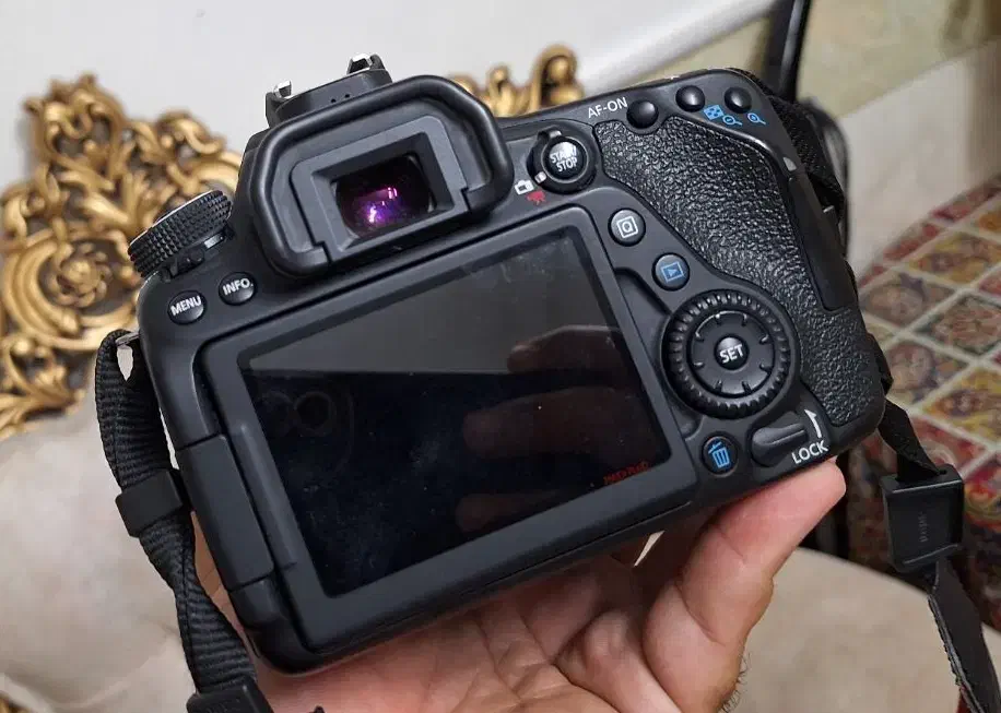 دوربین 80D کنون|دوربین عکاسی و فیلمبرداری|قم, علی آباد سعدگان|دیوار