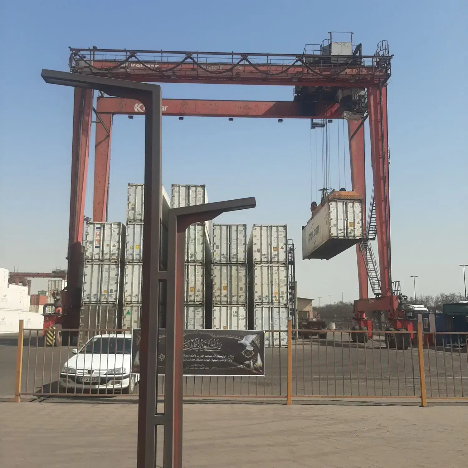 انجام کارهای گمرکی. ارزیابی نمونه برداری ودرب خروج|خدمات حمل و نقل|بندرعباس, |دیوار