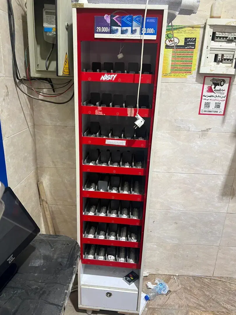 استندسیگار|فروشگاه و مغازه|رباط‌کریم, شهرک صنعتی ده‌حسن|دیوار