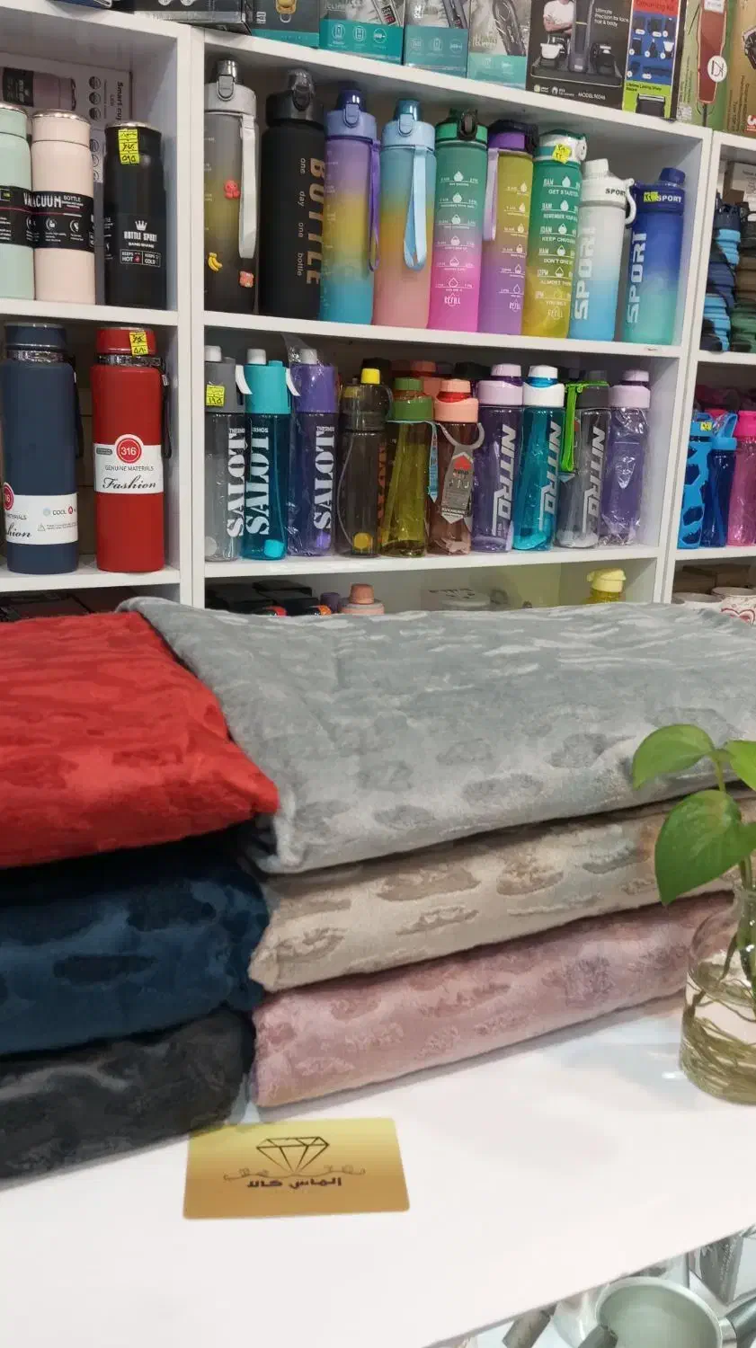 پتو مسافرتی طرح سنگ مناسب کادویی|رختخواب، بالش، پتو|قم, هفت تیر|دیوار