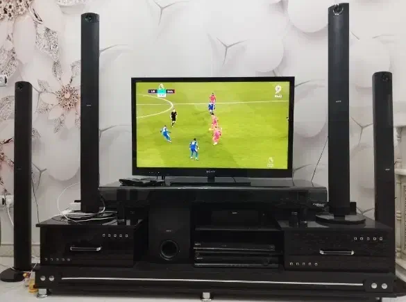 تلویزیون LED سونی ،میز هایگلاس ،سینما خانگی 7تیکه|تلویزیون و پروژکتور|اردبیل, |دیوار