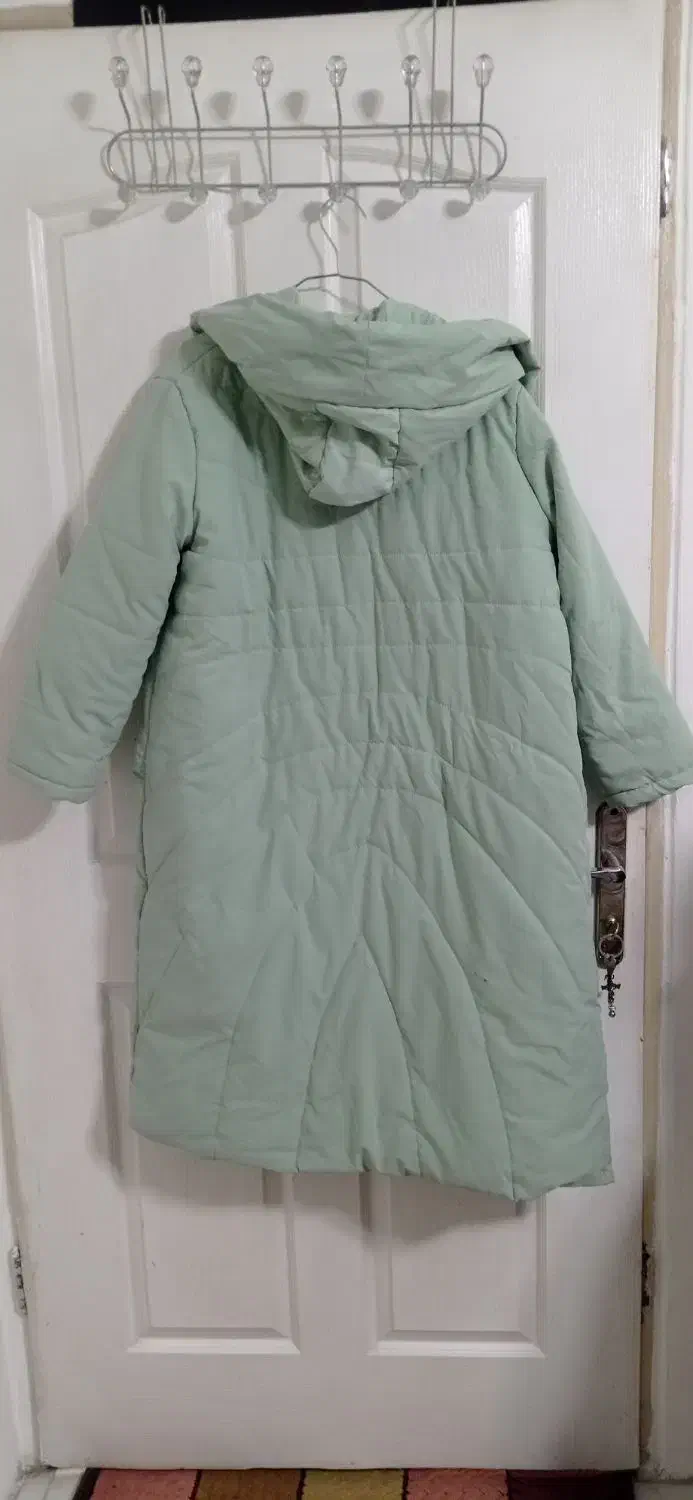 تعدادی کاپشن و هودی در حد نو|لباس|تهران, خاک سفید|دیوار