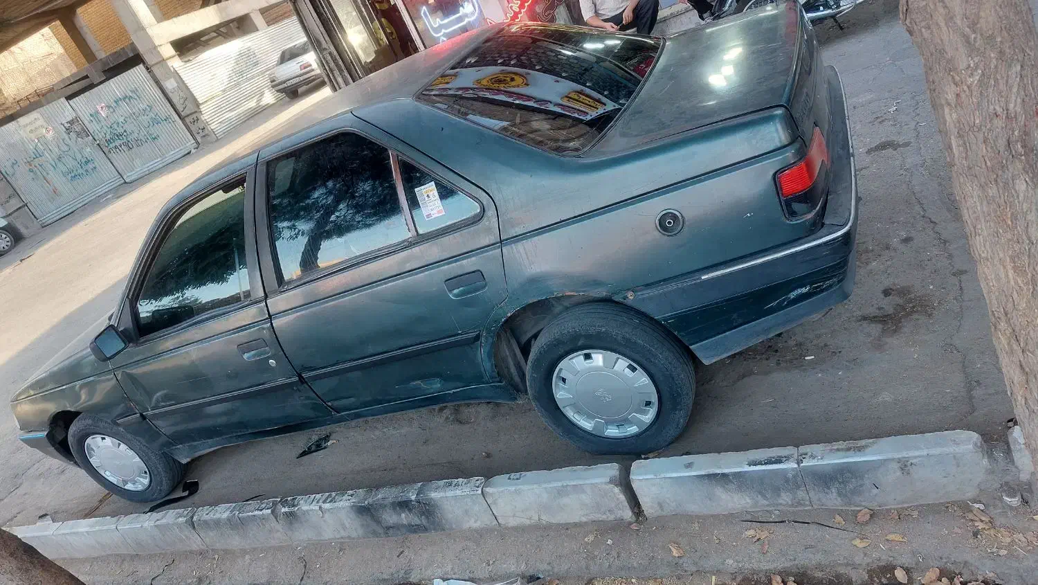 پژو 405 GLX - دوگانه سوز CNG، مدل ۱۳۸۲|خودرو سواری و وانت|قم, آذر (نکویی)|دیوار