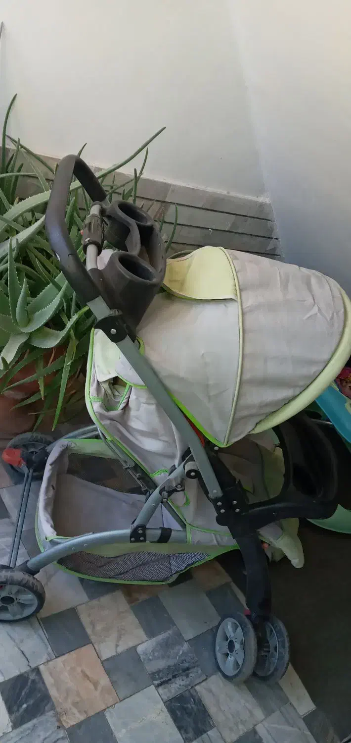 سرویس کودک|اسباب و اثاث بچه|سبزوار, قصبه شرقی|دیوار