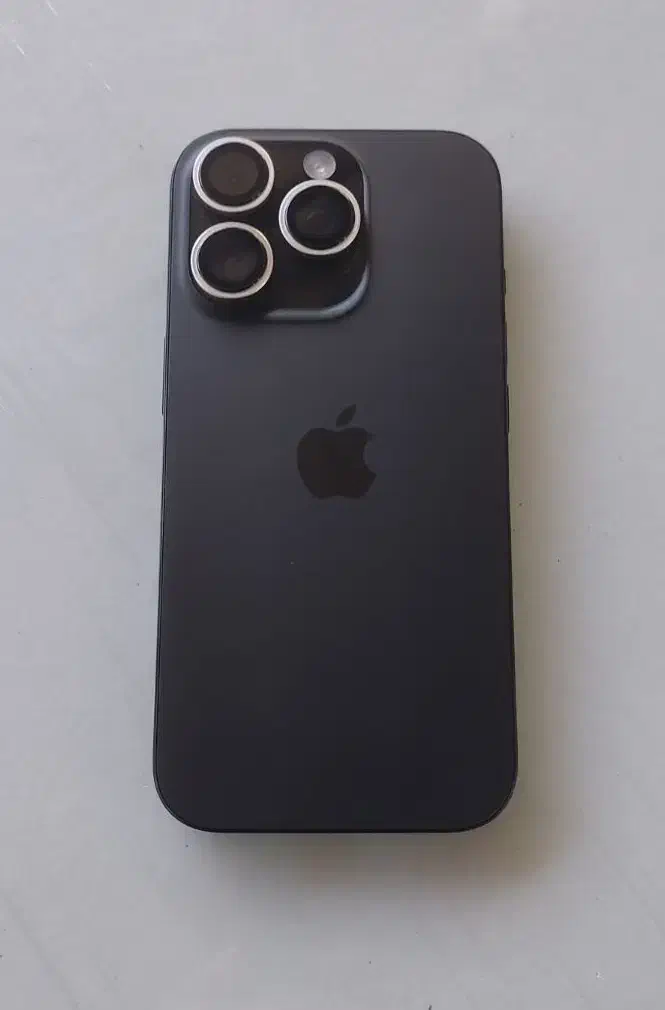 (درحد)iPhone 16pro|موبایل|تربت‌حیدریه, ۴۵ متری|دیوار