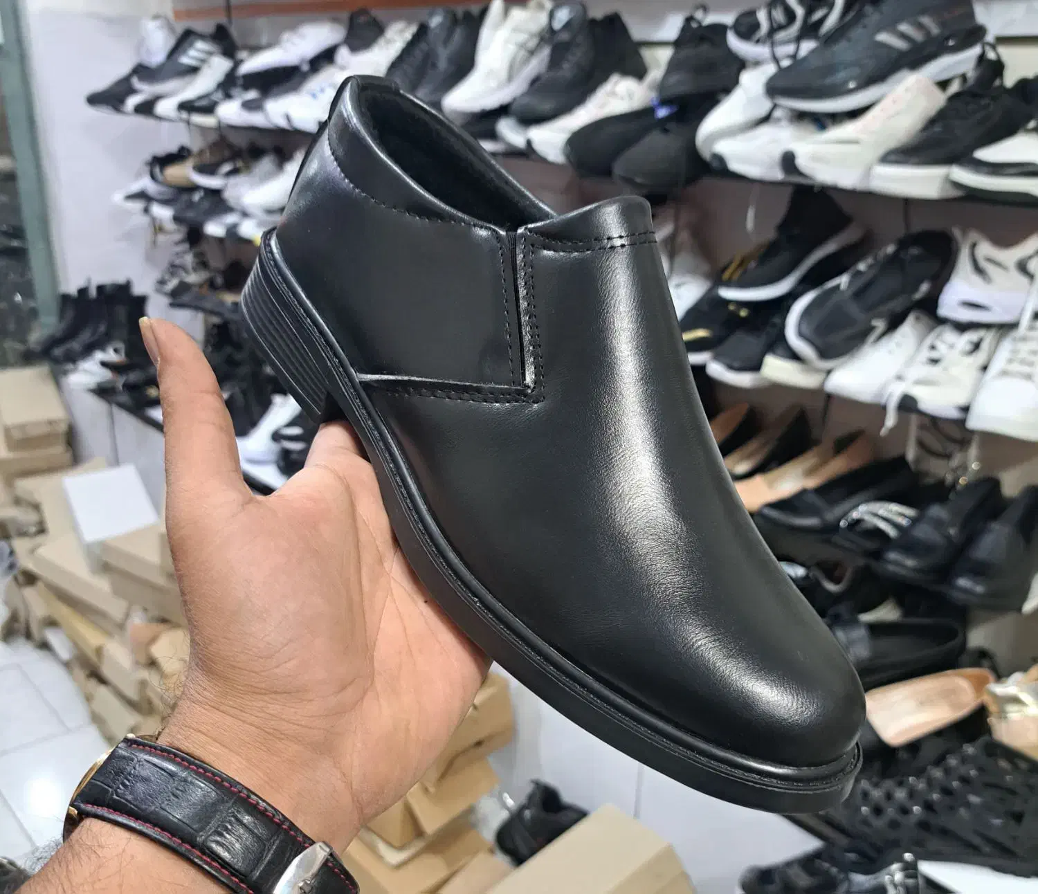 فروش فوق العاده کفش مردانه|کیف، کفش، کمربند|بیرجند, |دیوار