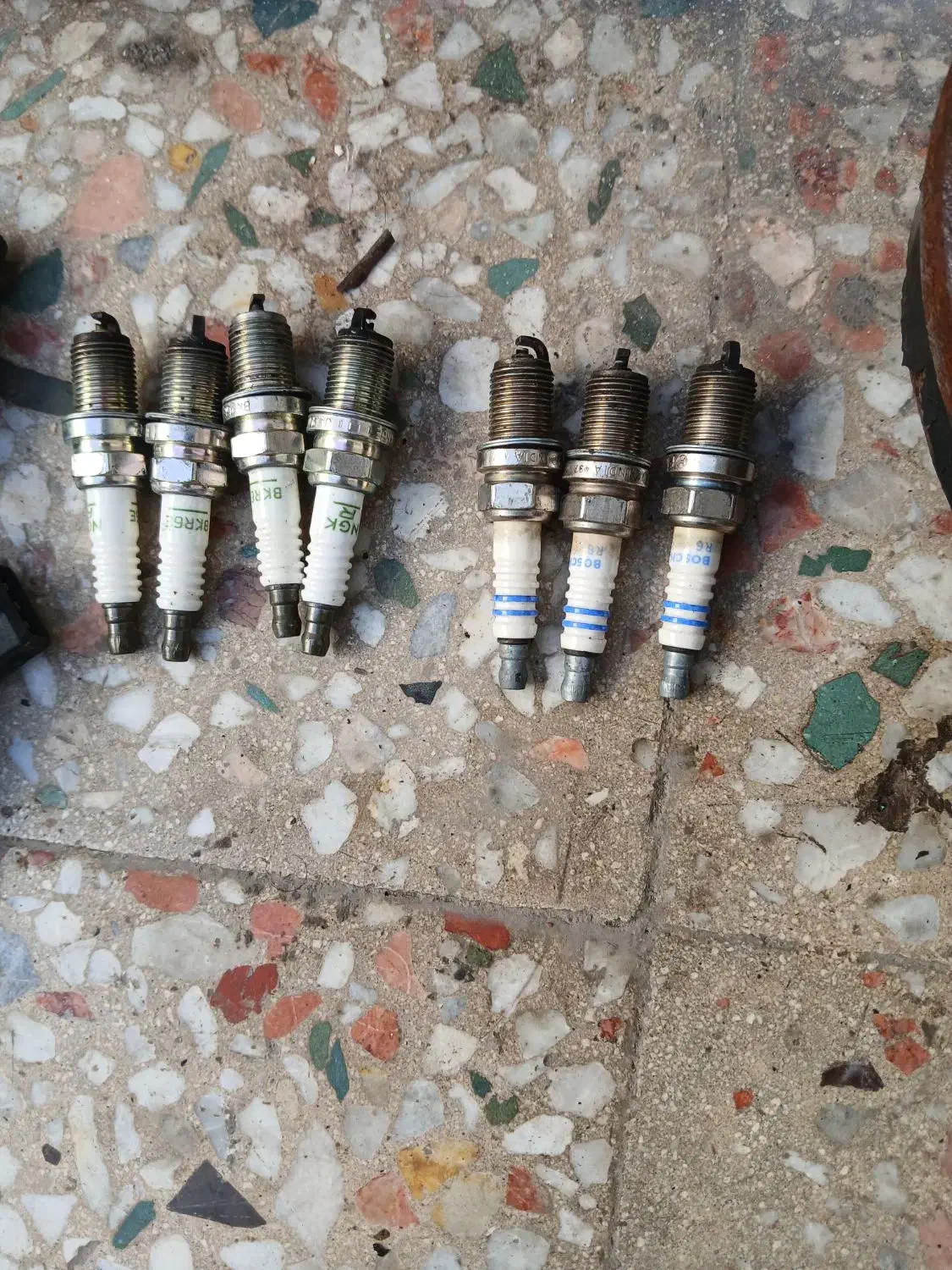 تعدادی لوازم پراید وپژو ، قفس مرغ و خروس پرنده|قطعات یدکی و لوازم جانبی|خرمآباد, |دیوار