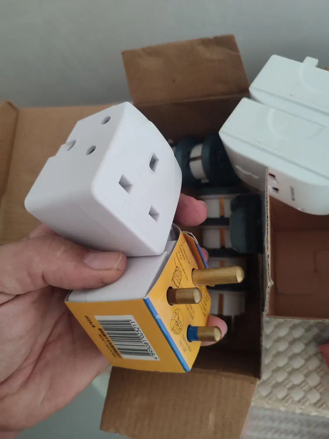 تعدادی لوازم شخصی  کابل vga|قطعات و لوازم جانبی رایانه|اهواز, کوی باهنر|دیوار