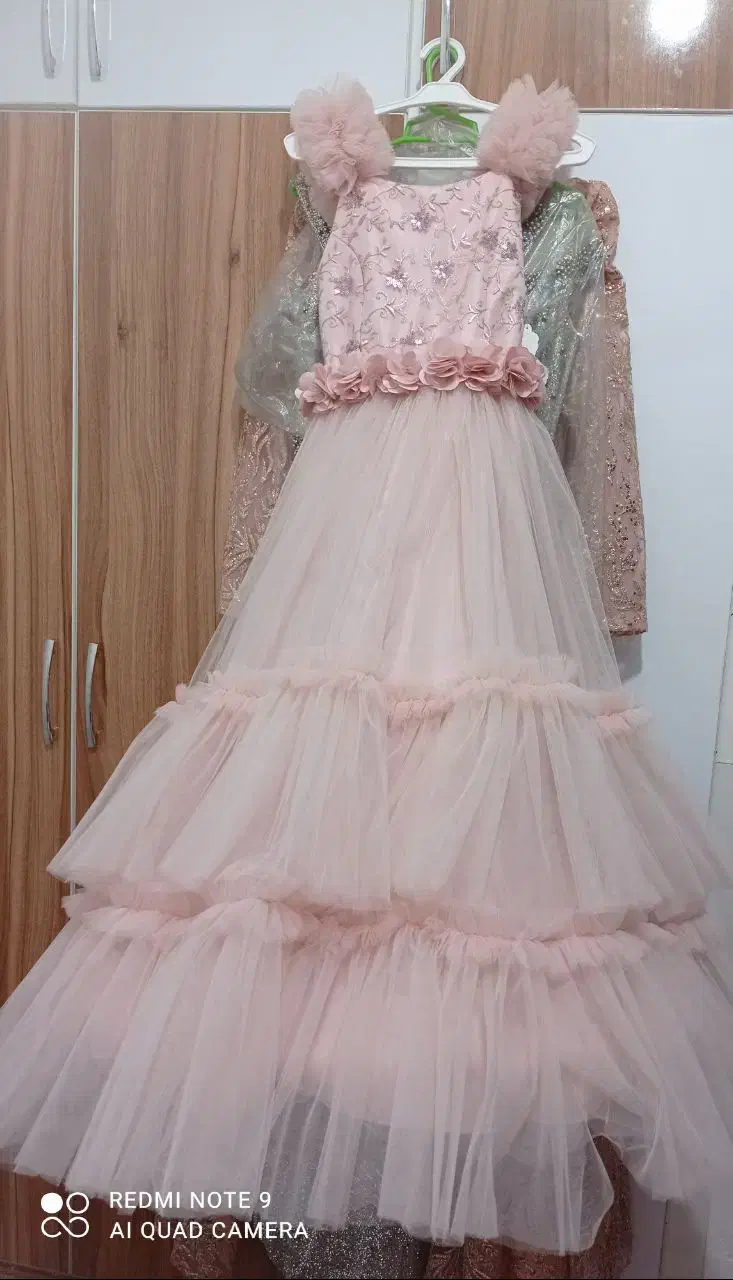 لباس مجلسی|لباس|سیرجان, |دیوار