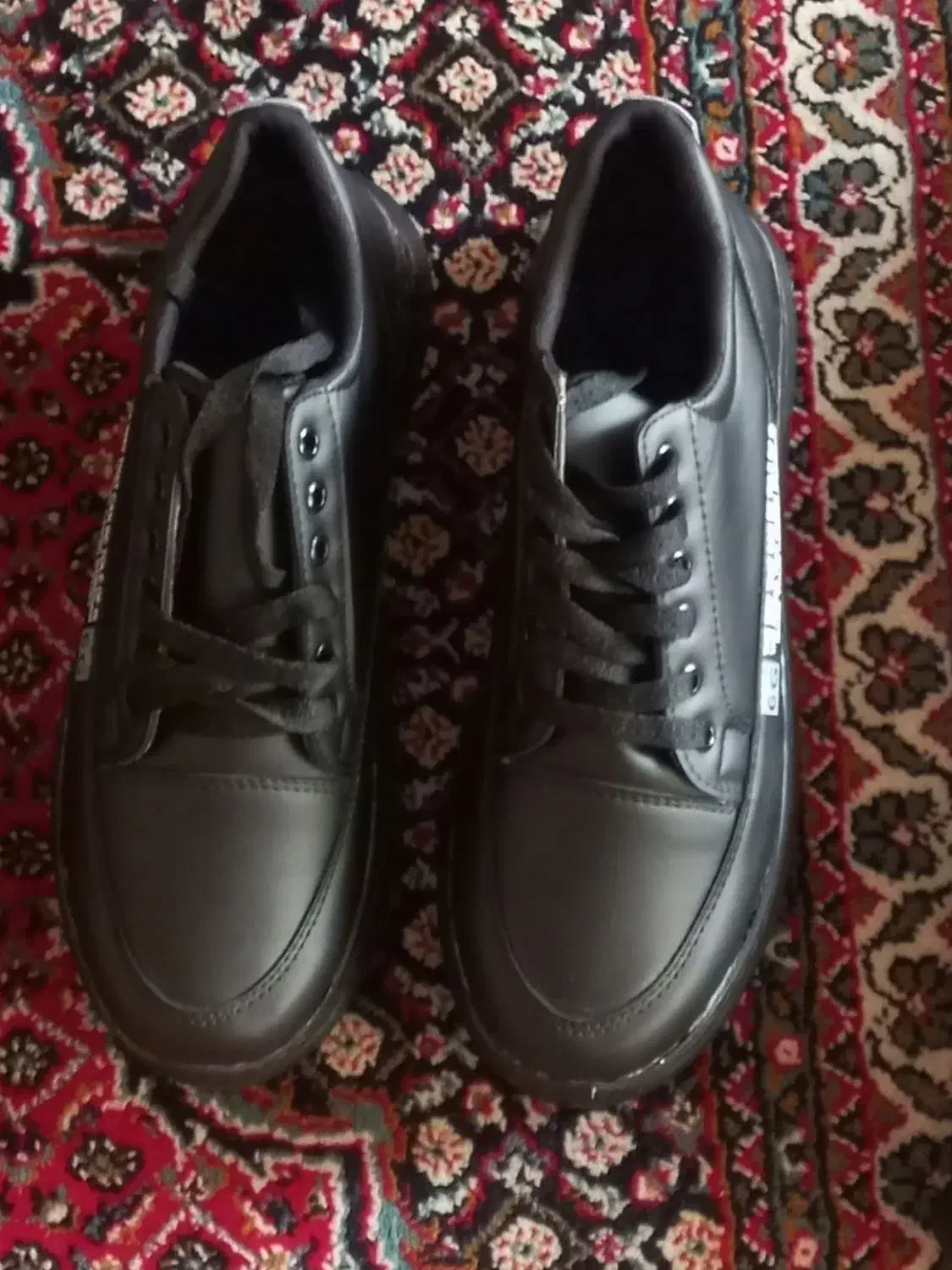 کفش اسپرت کاملا نو|کیف، کفش، کمربند|زنجان, |دیوار