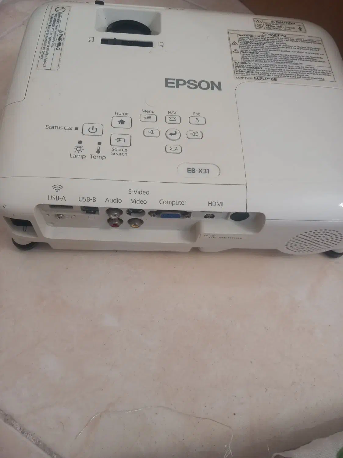 ویدئو پرژکتور اپسون و پرده برقی ۲/۵×۲/۵|تلویزیون و پروژکتور|تهران, زرکش|دیوار