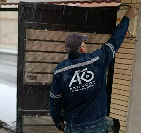 تعمیر درب برقی اتوماتیک کرکره رولاپ ریموت پارکینگ|خدمات پیشه و مهارت|مشهد, کوثر|دیوار