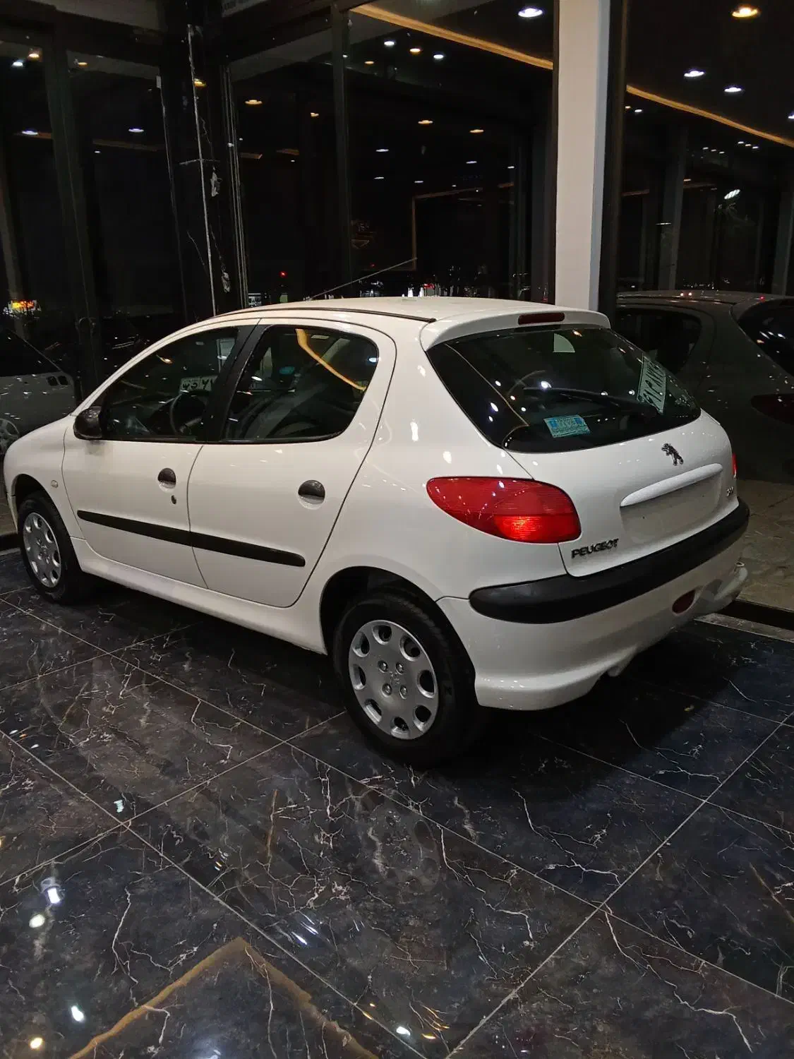 ۲۰۶ تیپ۲ عتیقه خشک|خودرو سواری و وانت|مشهد, مصلی (کارمندان اول)|دیوار