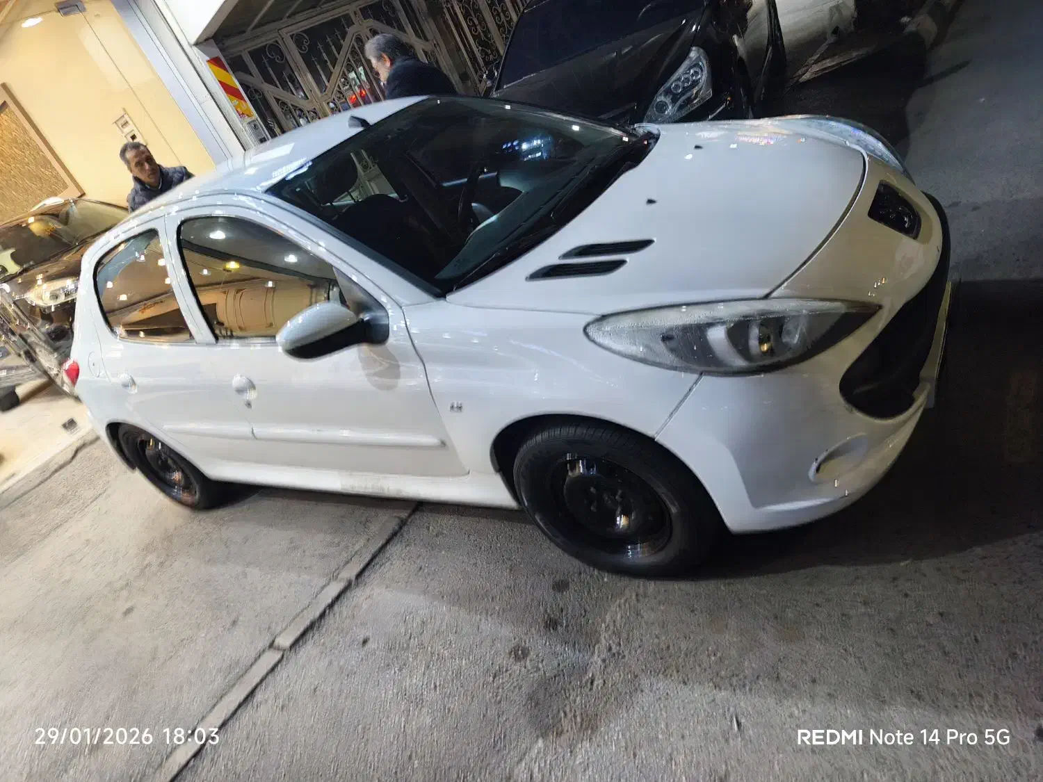 ۲۰۷ مدل۹۹ کم کار|خودرو سواری و وانت|مشهد, امام رضا (ع)|دیوار