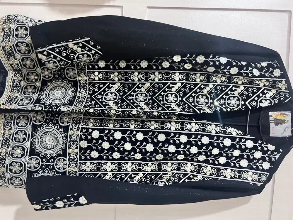 مانتو مجلسی|لباس|بومهن, |دیوار