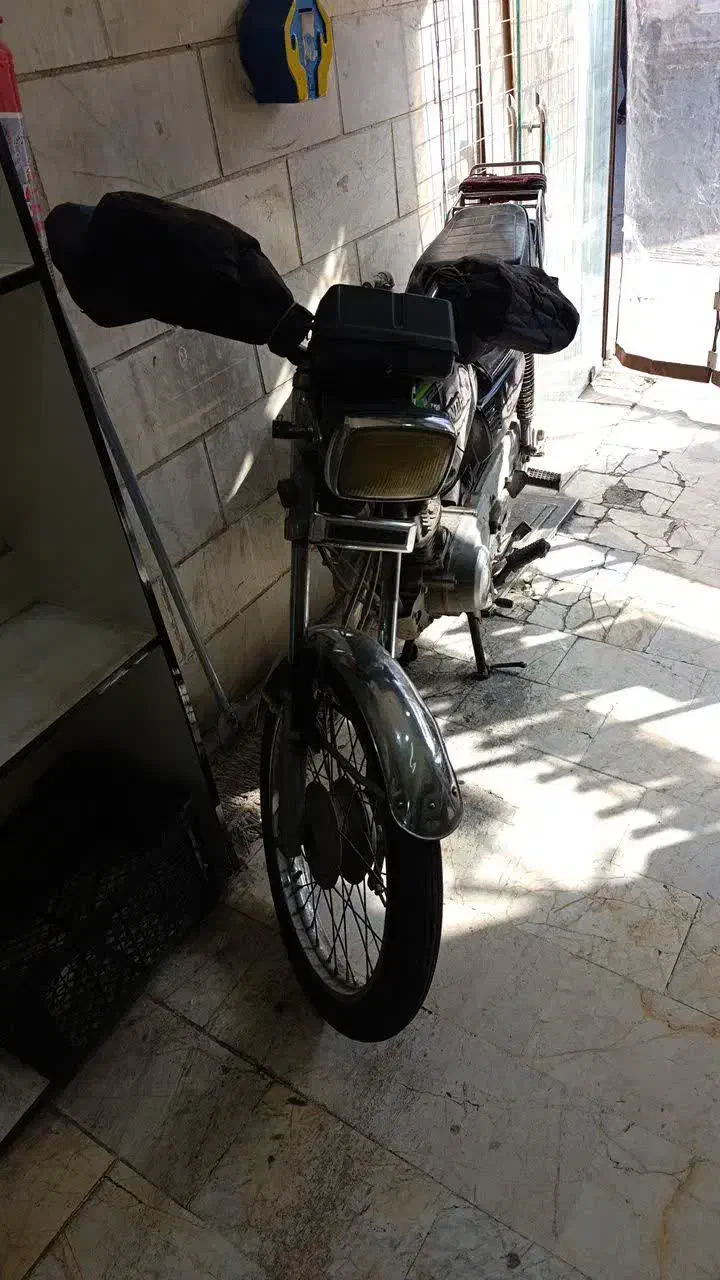 هوندا ۱۲۵ مدل ۹۰|موتورسیکلت|نسیم‌شهر, |دیوار