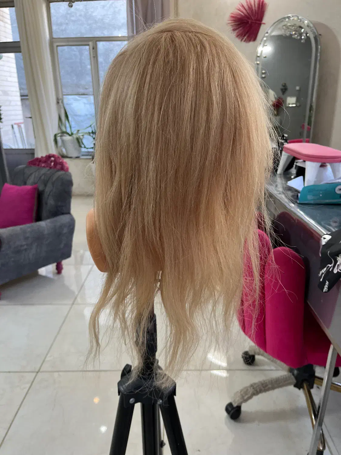 مانکن موی طبیعی با پایه|خدمات آرایشگری و زیبایی|اردبیل, |دیوار