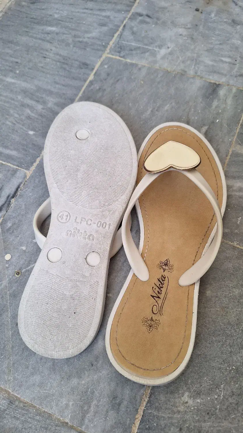 کیف و کفش|کیف، کفش، کمربند|قرچک, زیبا شهر|دیوار