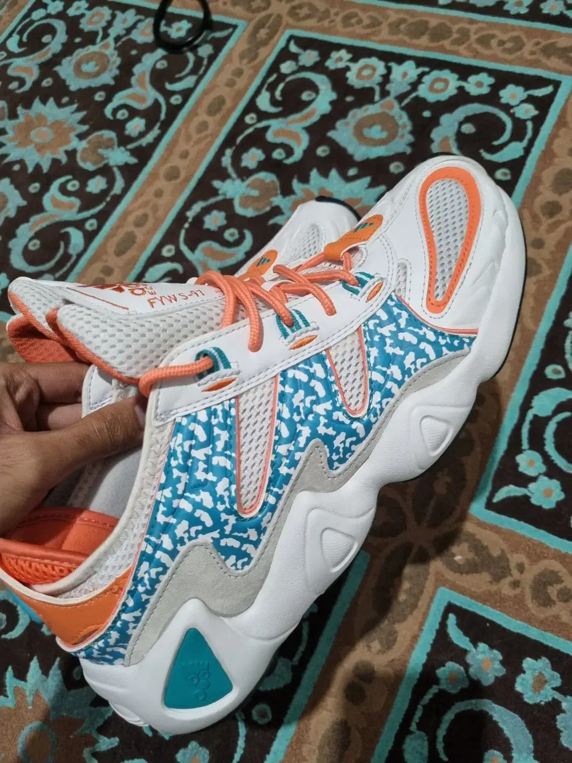 کتونی ادیداس دلقکی اورجینال FYW-S97|کیف، کفش، کمربند|تهران, شهرک دانشگاه|دیوار