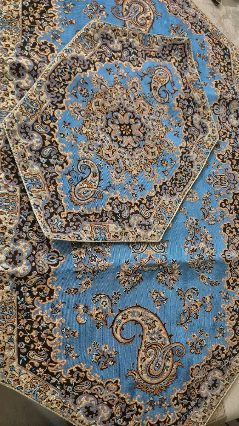 ترمه ۴ تکه یزد|پرده، رانر، رومیزی|تهران, باغ فیض|دیوار