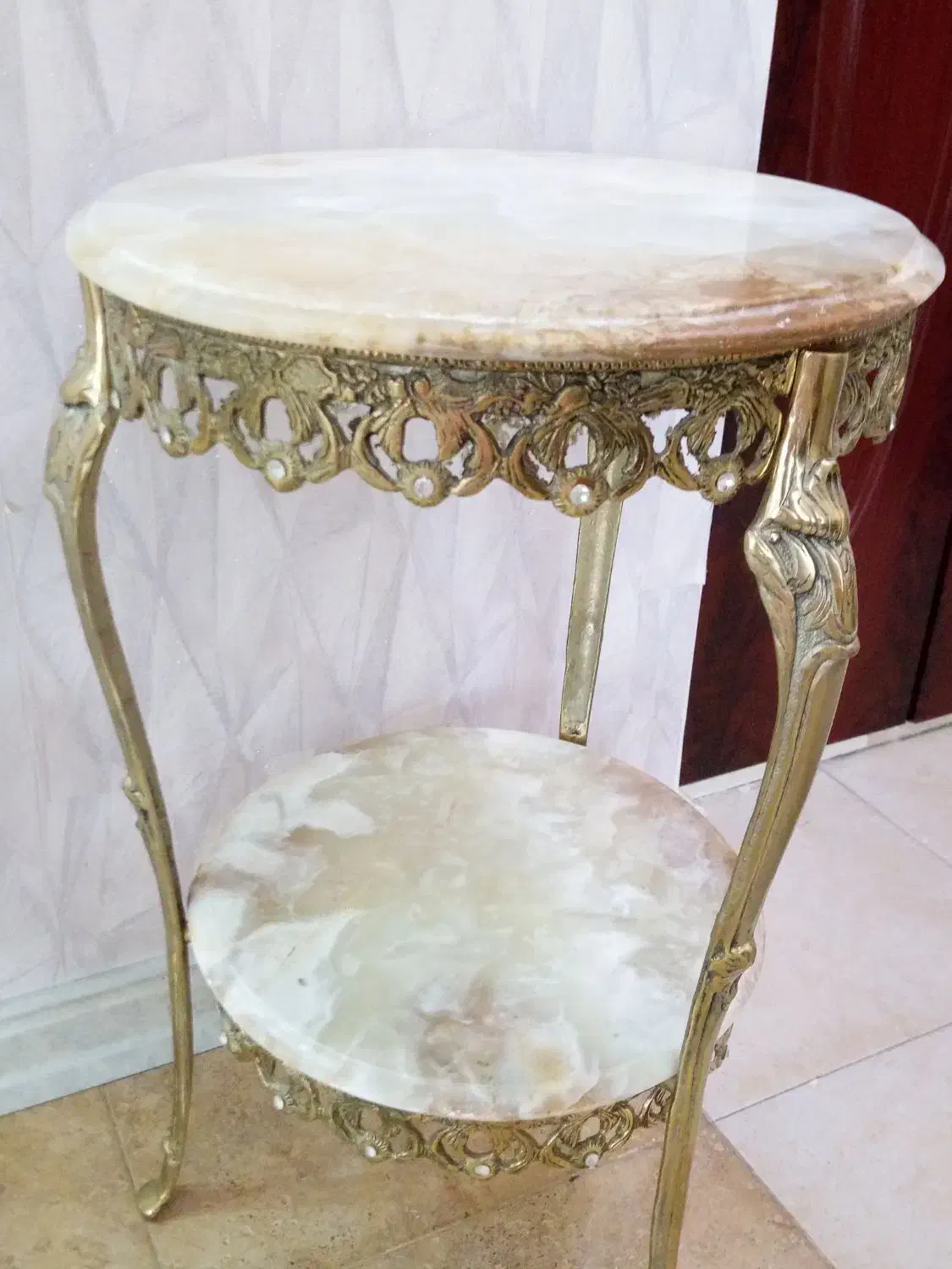 میزتلفن|میز تلفن|زنجان, |دیوار