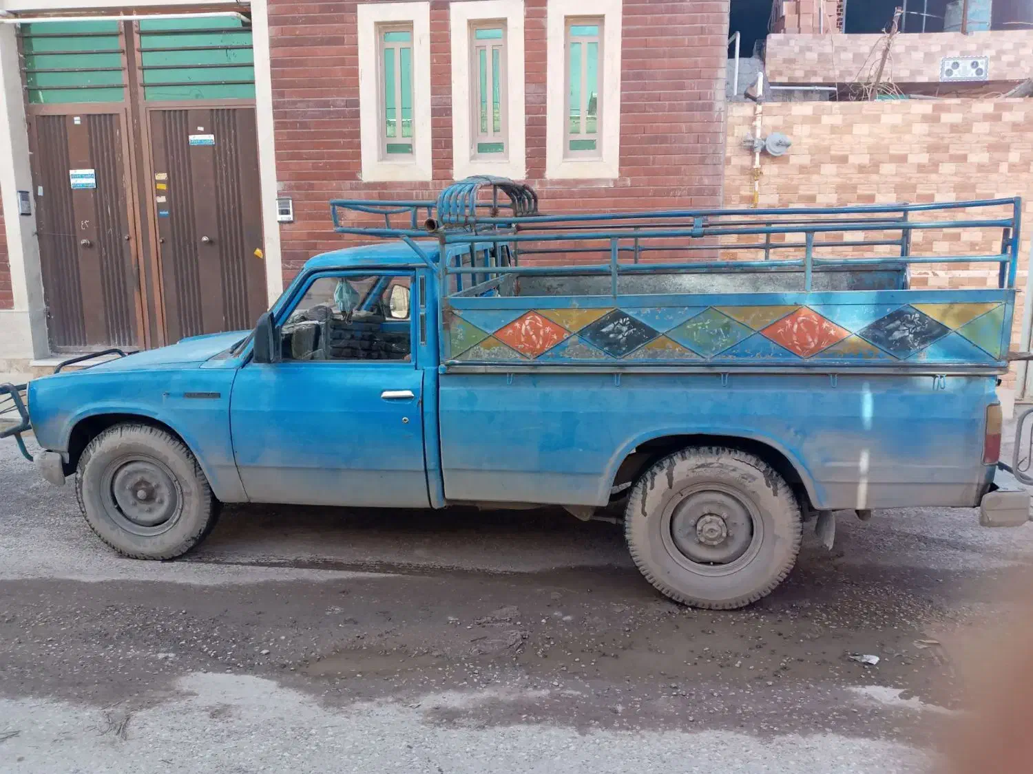 وانت بار کرایه(نیسان)تک سوز همراه با کارگر ماهر|خدمات حمل و نقل|کرمان, |دیوار