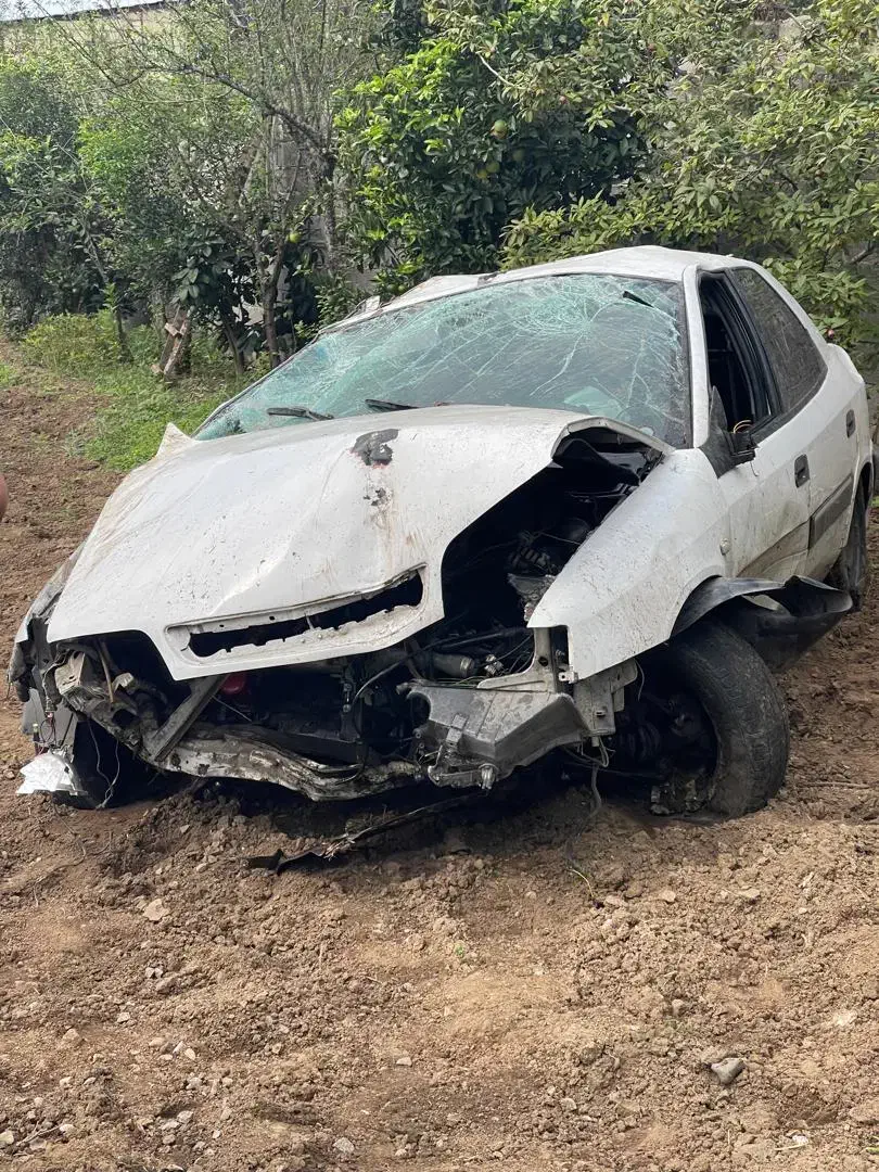 تصادفی زانتیامدل 1387|خودرو سواری و وانت|رودسر, |دیوار