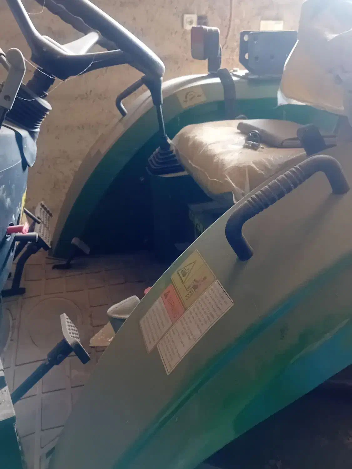 تراکتور کاسپین ۵۰۴ خشک|خودرو سنگین|جویبار, |دیوار