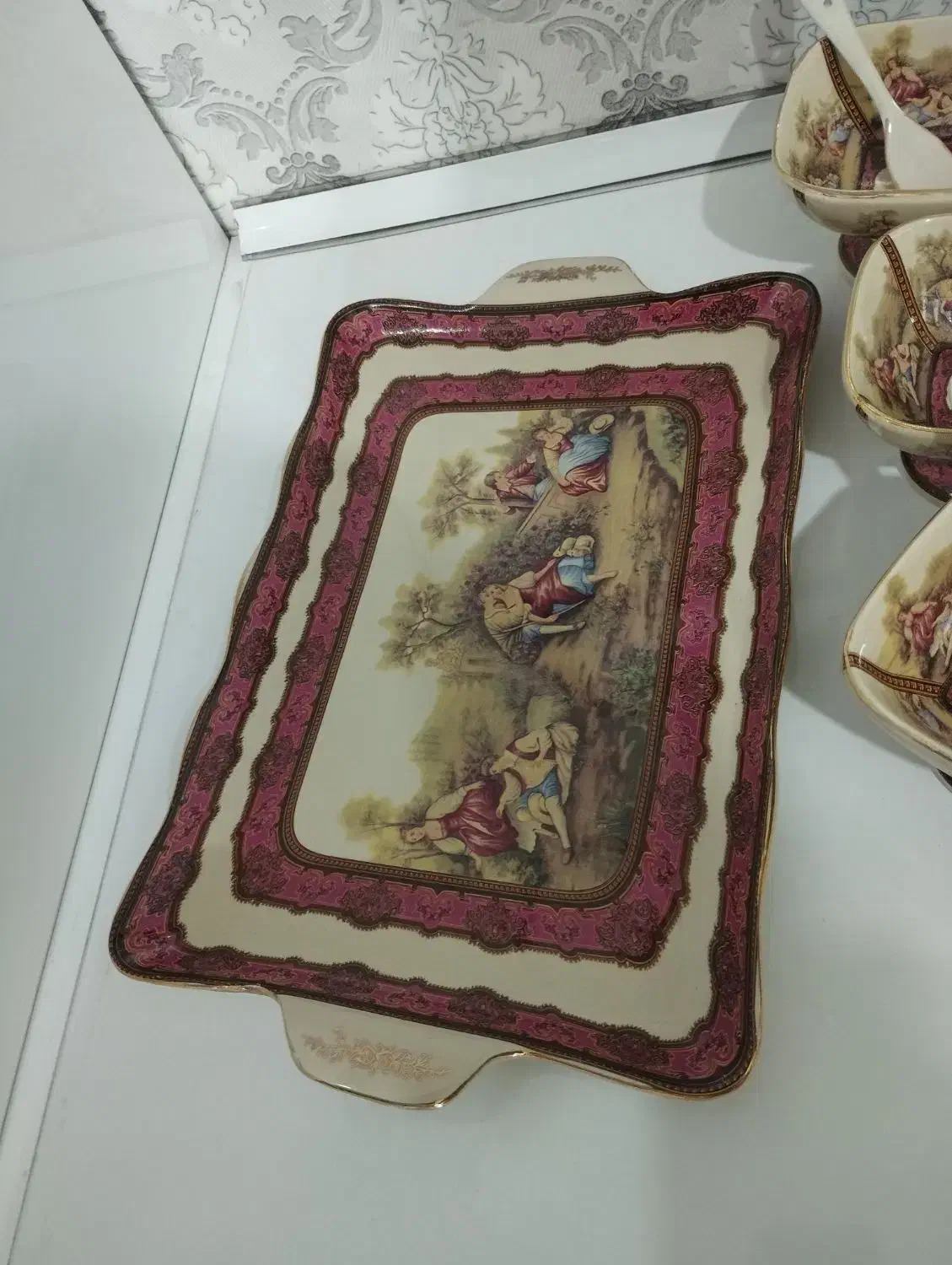 بستنی خوری شاه عباس|ظروف سرو و پذیرایی|رباطکریم, نصیرشهر|دیوار