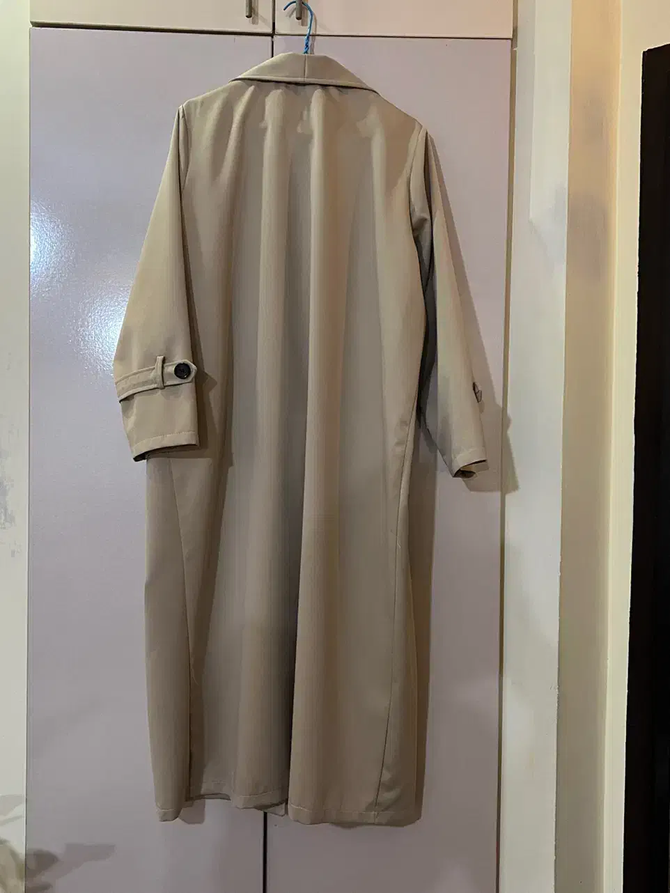 بارانی سانتا|لباس|رشت, چله خانه|دیوار