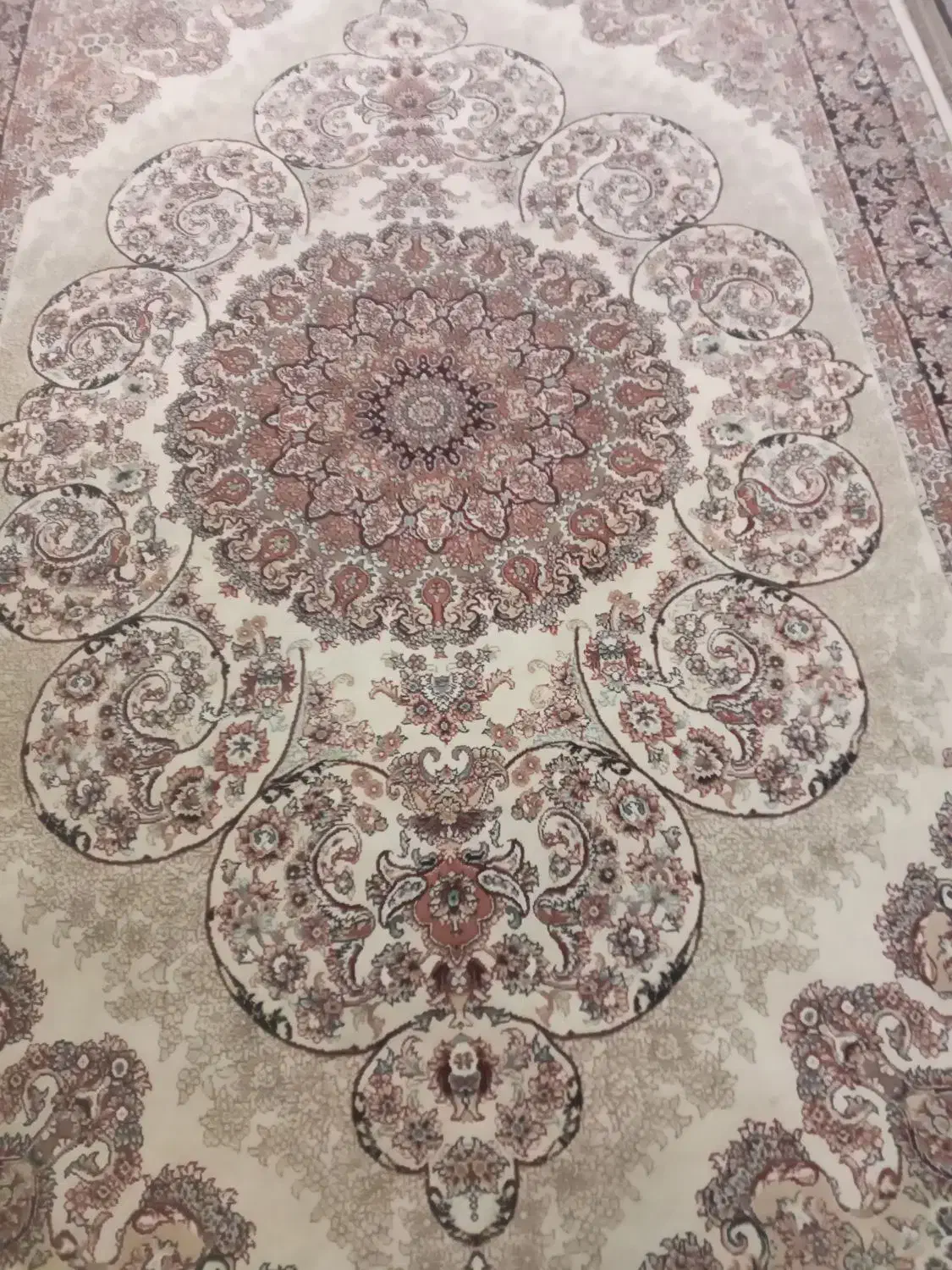 یک جفت فرش ۶متری ۷۰۰ شانه ۲۵۵۰ تراکم|فرش|اردبیل, |دیوار