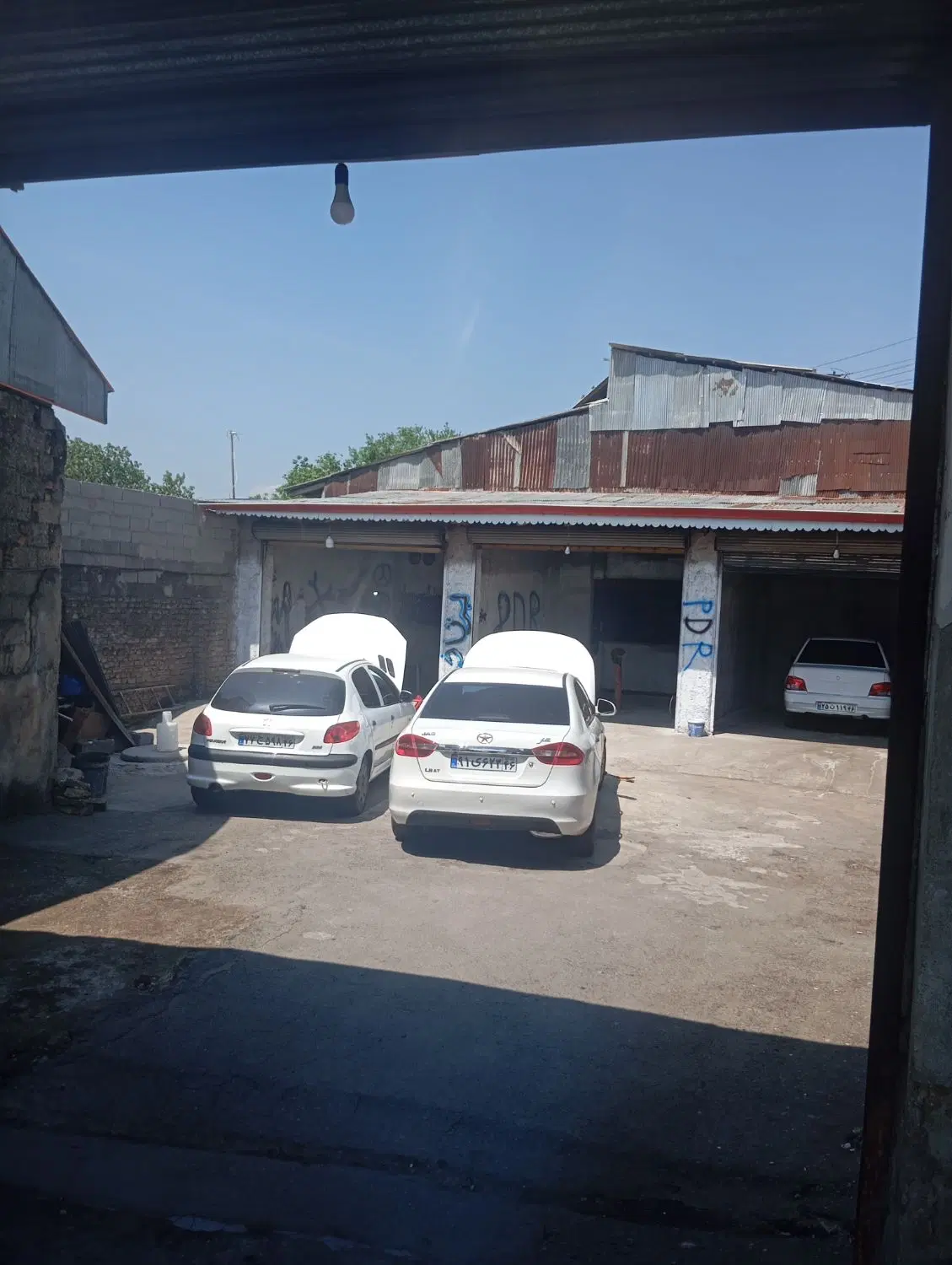 گاراژrst|خدمات موتور و ماشین|رشت, ولکس|دیوار