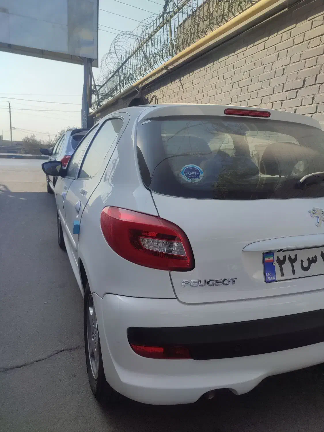207 اتومات مدل 1403 سفید|خودرو سواری و وانت|تهران, شهرک آسمان|دیوار